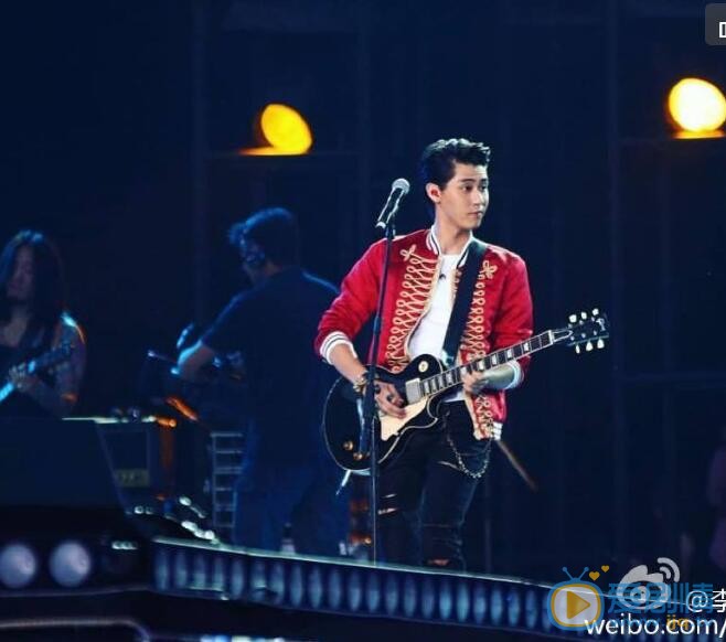 李玉玺演唱会写真 李玉玺高清写真_李玉玺高清剧照