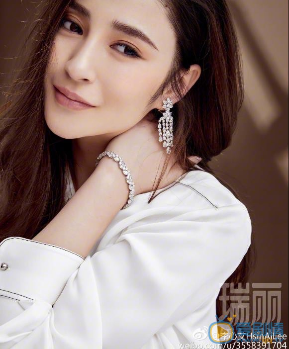 李心艾杂志大片写真 李心艾高清写真_李心艾高清剧照