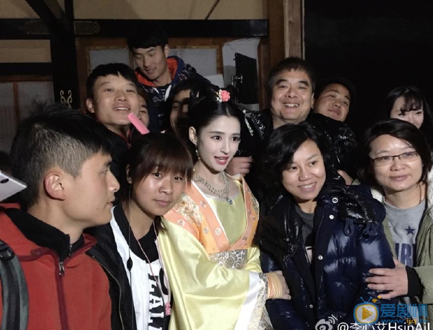 李心艾片场照 李心艾高清写真_李心艾高清剧照