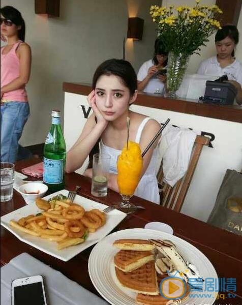 李心艾素颜生活照 李心艾高清写真_李心艾高清剧照