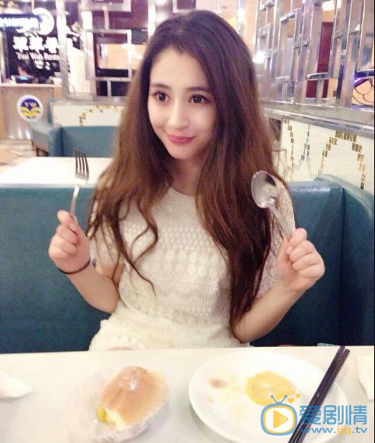 李心艾素颜生活照 李心艾高清写真_李心艾高清剧照