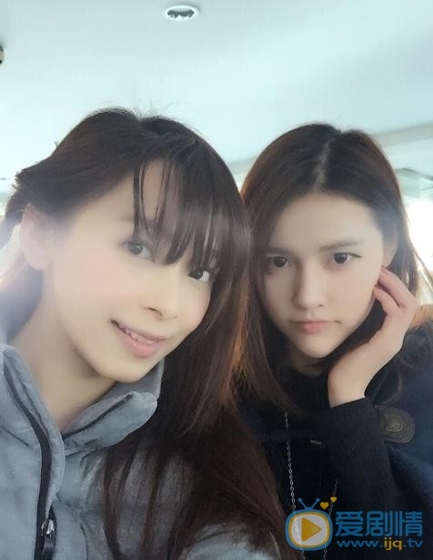 廖语辰与人合照 廖语辰高清写真_廖语辰高清剧照