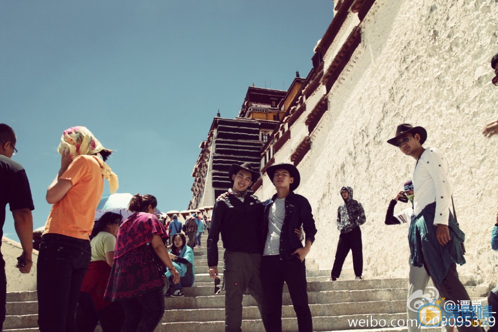 谭泉旅行照写真 谭泉高清写真_谭泉高清剧照