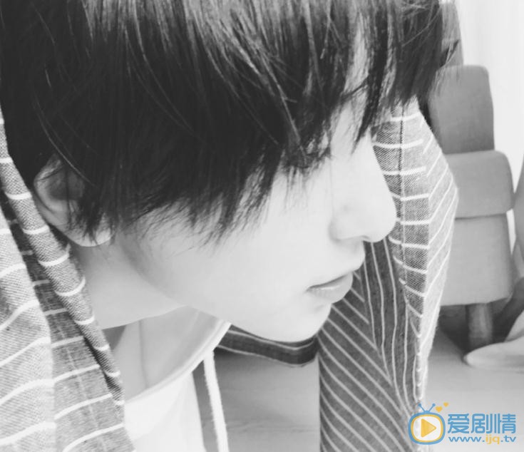 厉嘉琪夏日写真 厉嘉琪高清写真_厉嘉琪高清剧照