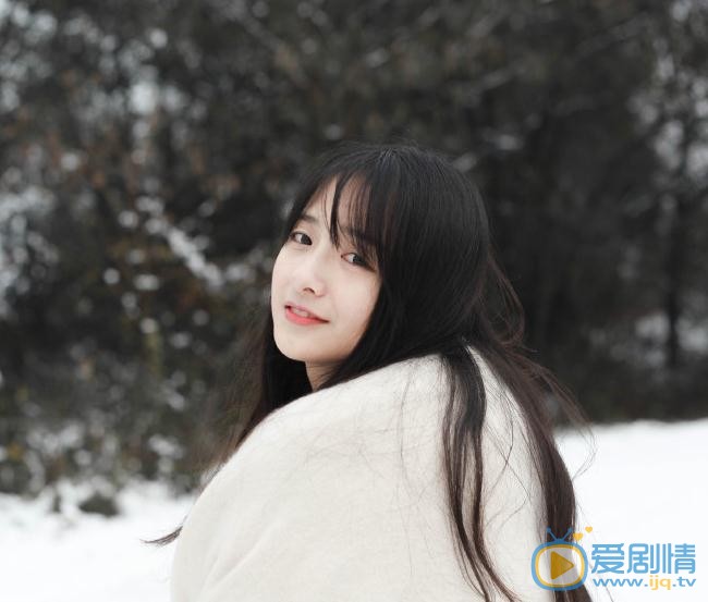厉嘉琪冬日写真 厉嘉琪高清写真_厉嘉琪高清剧照
