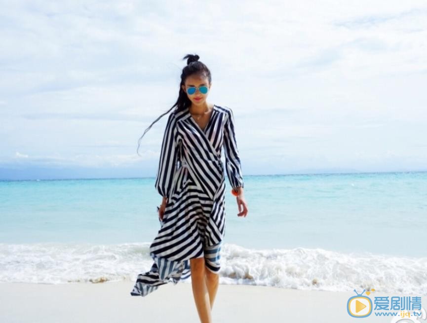 曲昱曈旅行街拍 曲昱曈高清写真_曲昱曈高清剧照