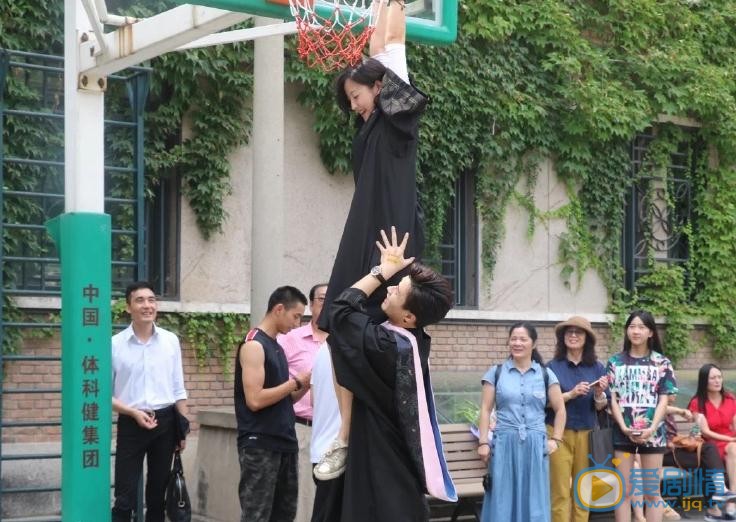 胡伊静毕业照 胡伊静高清写真_胡伊静高清剧照