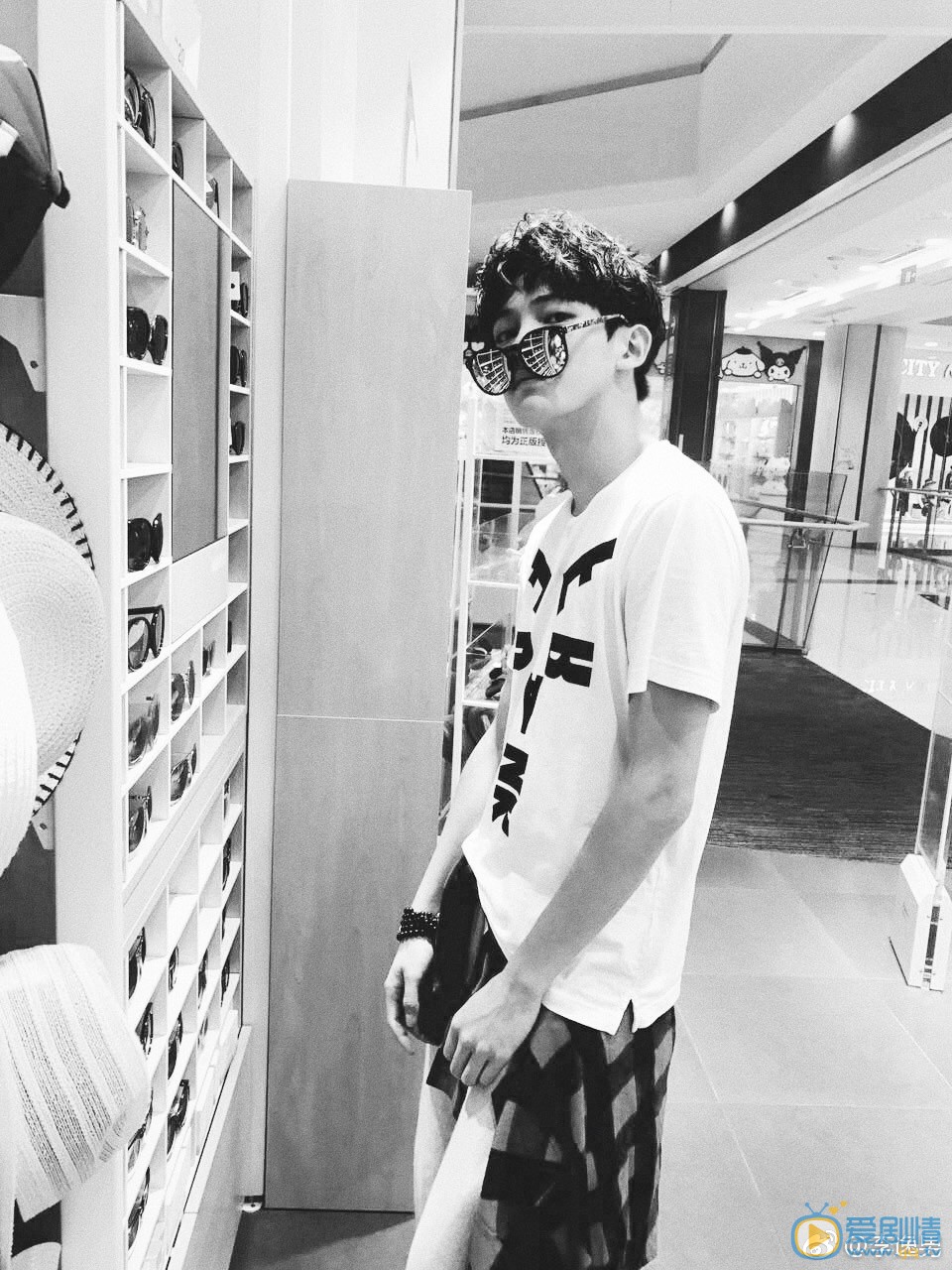 李逸男时尚写真 李逸男高清写真_李逸男高清剧照