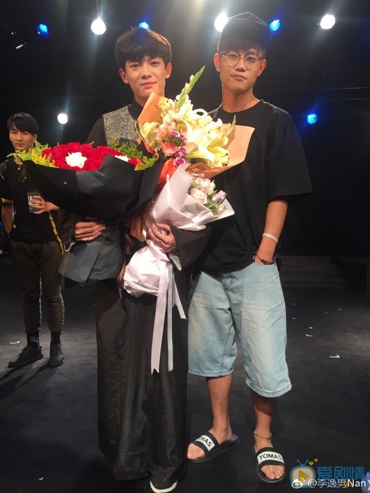 李逸男片场照写真 李逸男高清写真_李逸男高清剧照