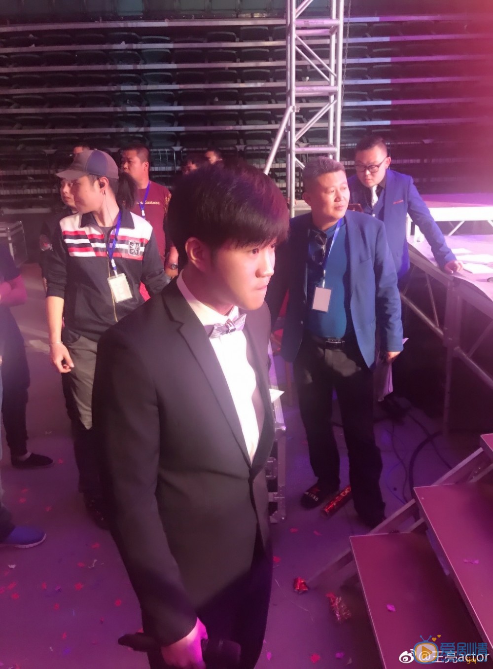 王亮演出写真 王亮高清写真_王亮高清剧照