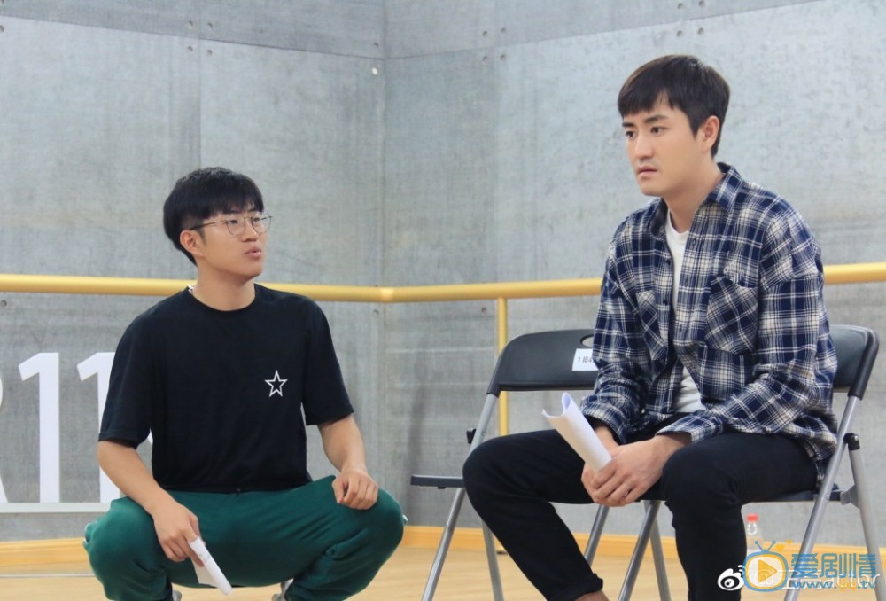 王亮演出写真 王亮高清写真_王亮高清剧照