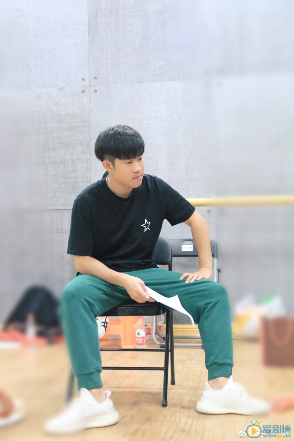 王亮演出写真 王亮高清写真_王亮高清剧照