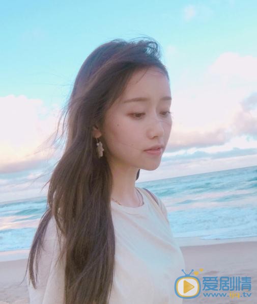 谭湘君可爱卖萌照 谭湘君高清写真_谭湘君高清剧照