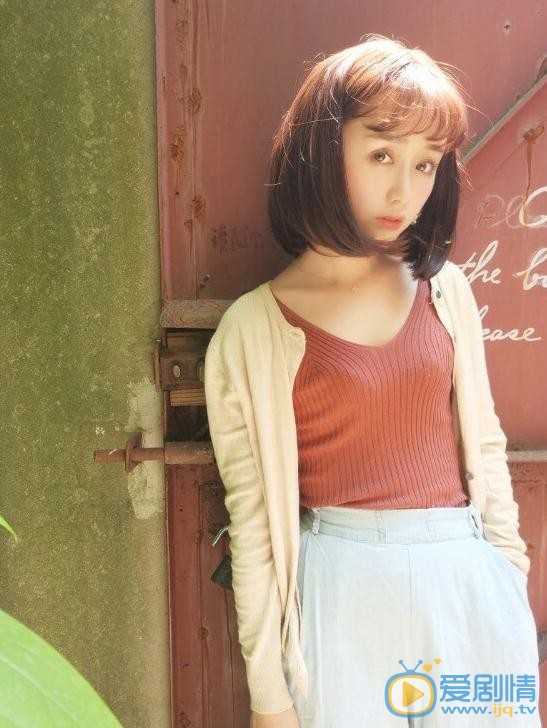 谭湘君街拍写真 谭湘君高清写真_谭湘君高清剧照