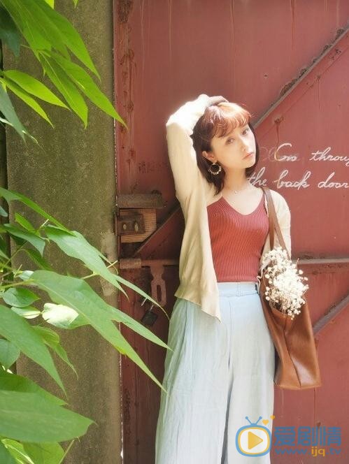 谭湘君街拍写真 谭湘君高清写真_谭湘君高清剧照