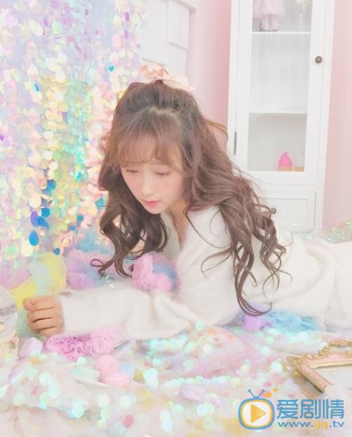 谭湘君炫彩写真 谭湘君高清写真_谭湘君高清剧照