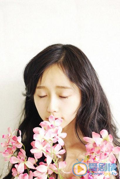 谭湘君花儿写真 谭湘君高清写真_谭湘君高清剧照