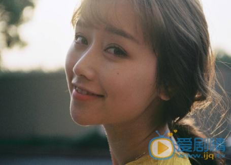 谭湘君阳光写真 谭湘君高清写真_谭湘君高清剧照