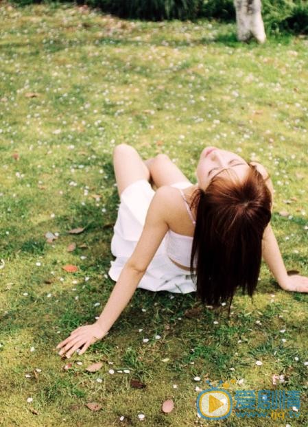 谭湘君樱花写真 谭湘君高清写真_谭湘君高清剧照