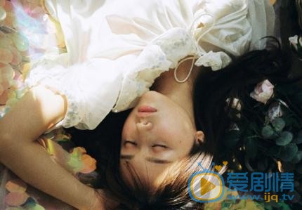 谭湘君炫彩写真 谭湘君高清写真_谭湘君高清剧照
