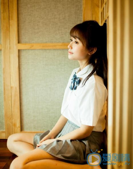 谭湘君制服写真 谭湘君高清写真_谭湘君高清剧照