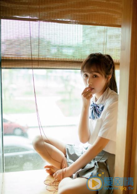 谭湘君制服写真 谭湘君高清写真_谭湘君高清剧照