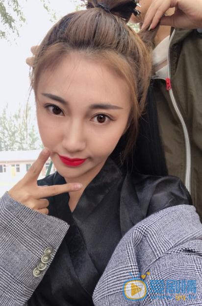 游乐儿片场照 游乐儿高清写真_游乐儿高清剧照