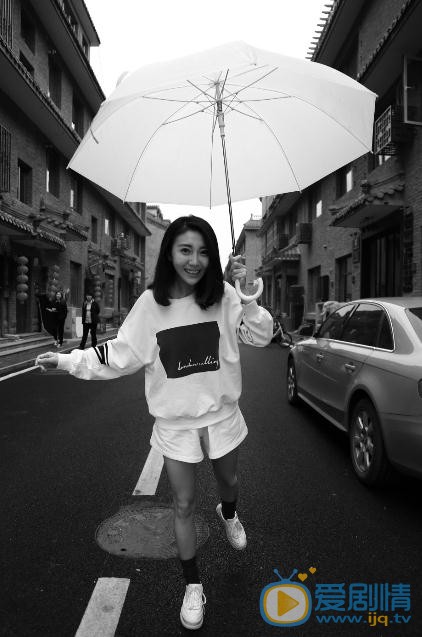 游乐儿街拍写真 游乐儿高清写真_游乐儿高清剧照
