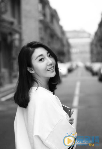 游乐儿街拍写真 游乐儿高清写真_游乐儿高清剧照