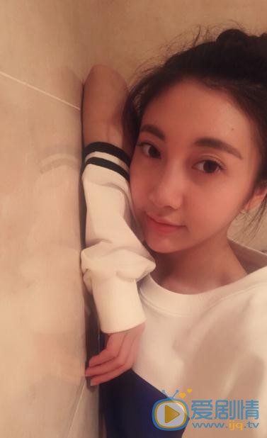 游乐儿生活照 游乐儿高清写真_游乐儿高清剧照