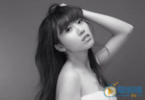 游乐儿黑白写真 游乐儿高清写真_游乐儿高清剧照