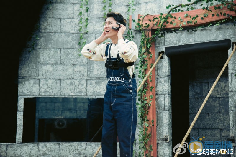 邵明明街拍写真 邵明明高清写真_邵明明高清剧照