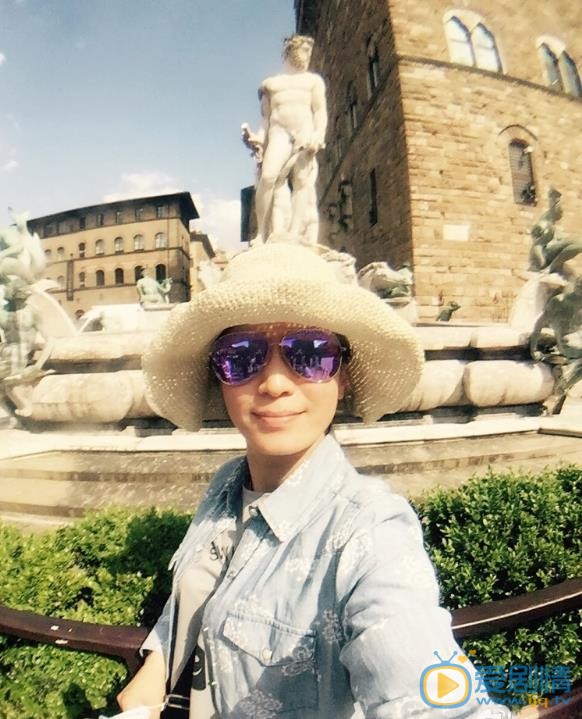 胡小庭旅行照 胡小庭高清写真_胡小庭高清剧照