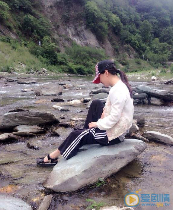 胡小庭旅行照 胡小庭高清写真_胡小庭高清剧照
