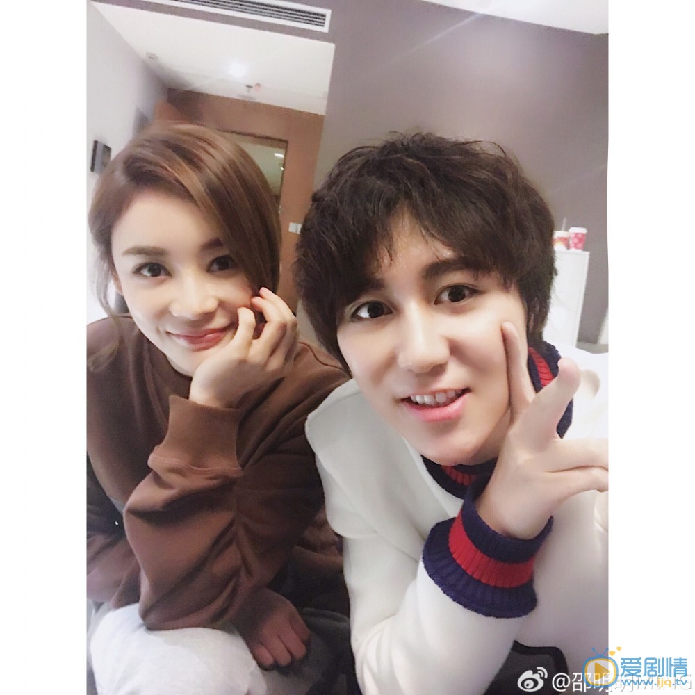 邵明明好友合照写真 邵明明高清写真_邵明明高清剧照