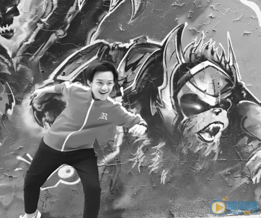 黄毅运动写真 黄毅高清写真_黄毅高清剧照