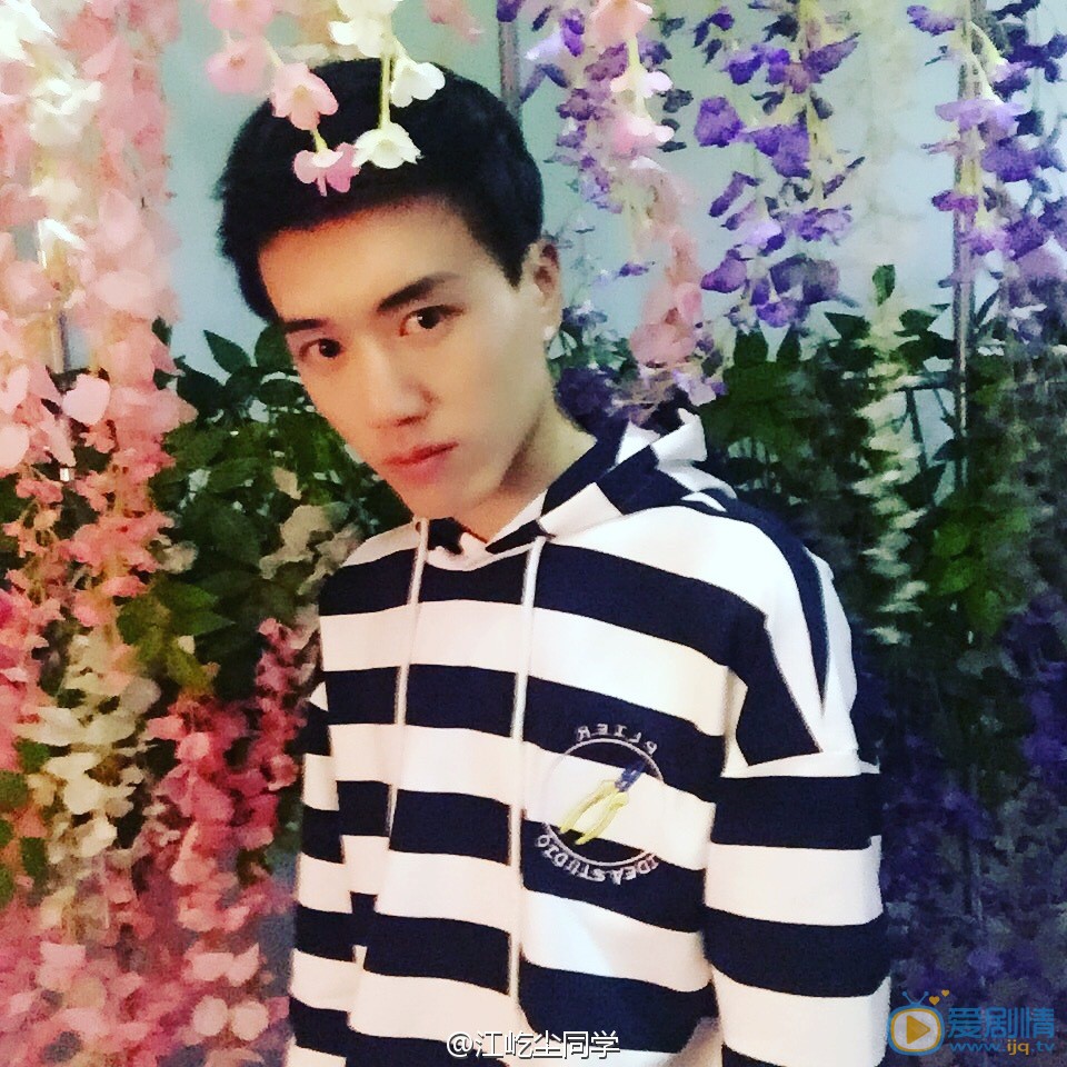 江屹尘杂志写真 江屹尘高清写真_江屹尘高清剧照