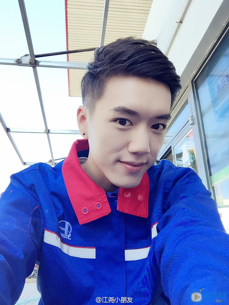 江屹尘街拍写真 江屹尘高清写真_江屹尘高清剧照