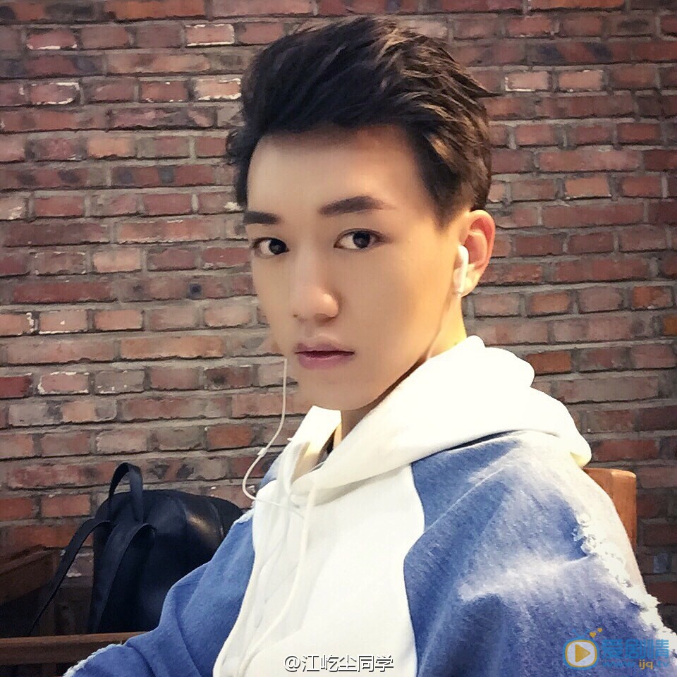 江屹尘自拍写真 江屹尘高清写真_江屹尘高清剧照