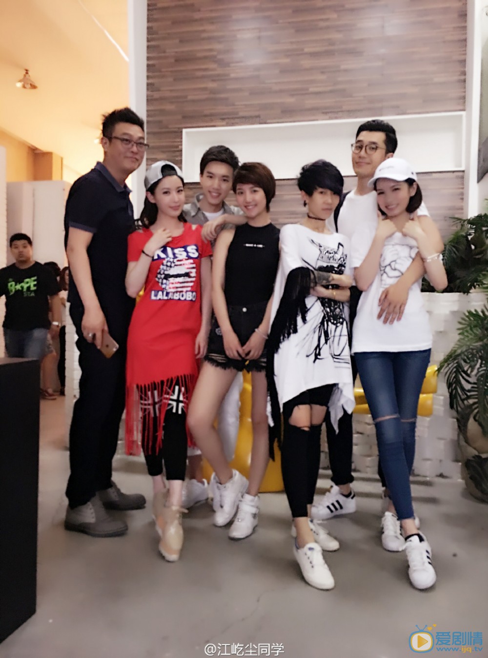 江屹尘好友合照写真 江屹尘高清写真_江屹尘高清剧照