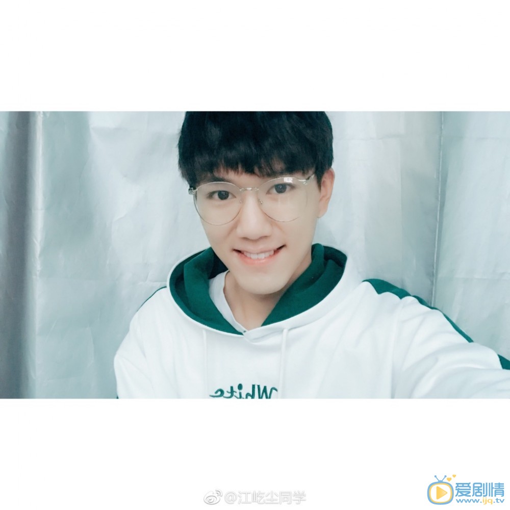 江屹尘自拍写真 江屹尘高清写真_江屹尘高清剧照
