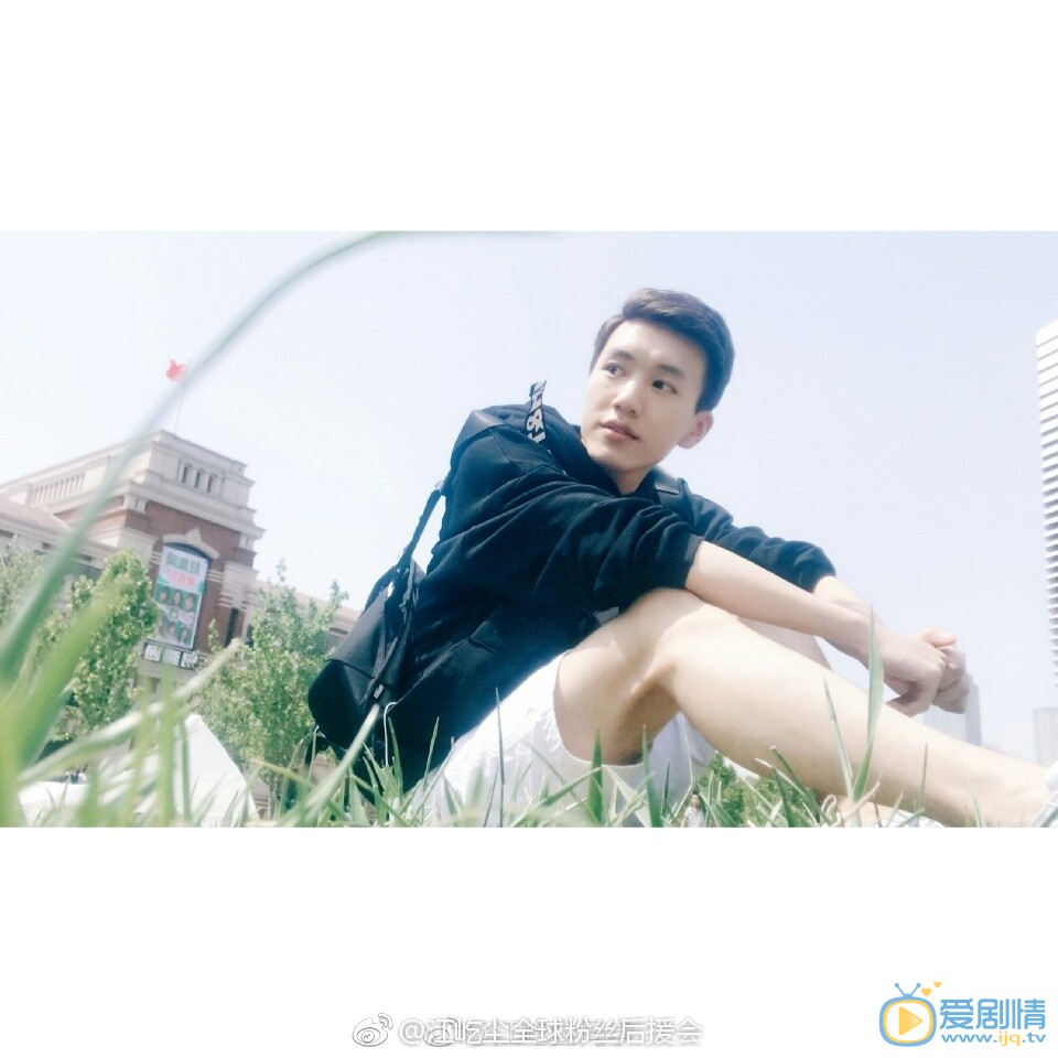 江屹尘杂志写真 江屹尘高清写真_江屹尘高清剧照