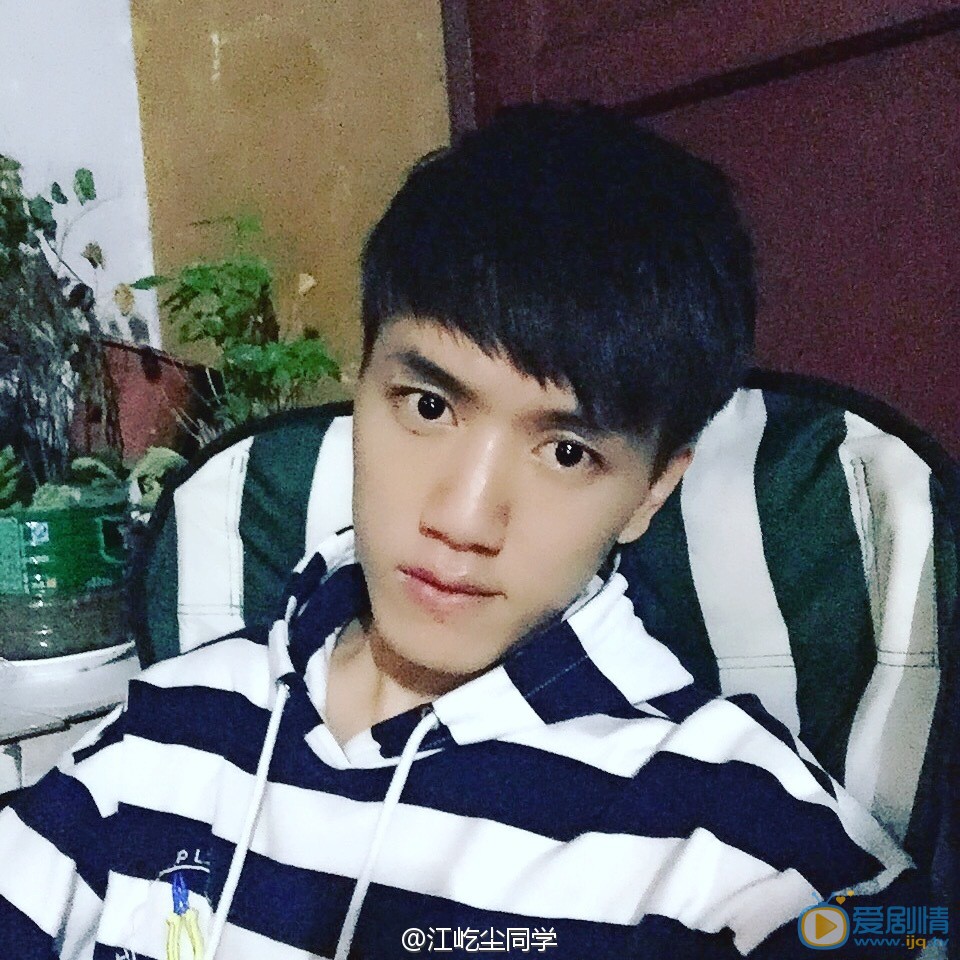 江屹尘片场照写真 江屹尘高清写真_江屹尘高清剧照