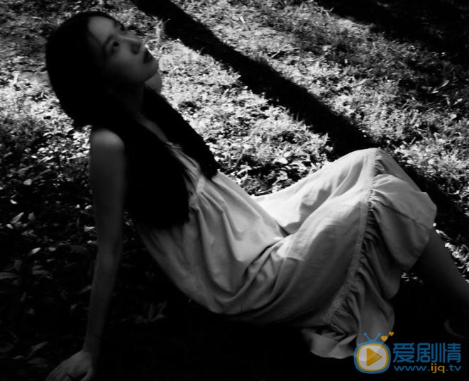 周茉夜色写真 周茉高清写真_周茉高清剧照