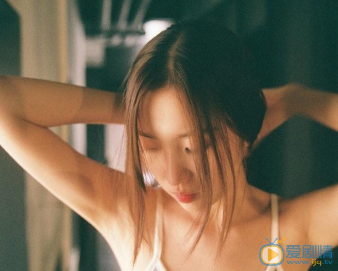 周茉清凉写真 周茉高清写真_周茉高清剧照
