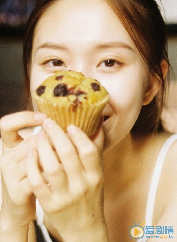 周茉清凉写真 周茉高清写真_周茉高清剧照
