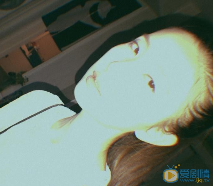 周茉夜色写真 周茉高清写真_周茉高清剧照