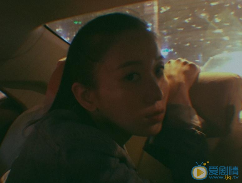 周茉夜色写真 周茉高清写真_周茉高清剧照