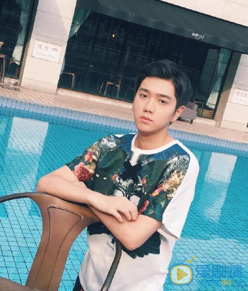 马力街拍写真 马力高清写真_马力高清剧照