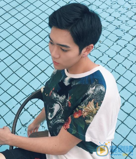 马力街拍写真 马力高清写真_马力高清剧照